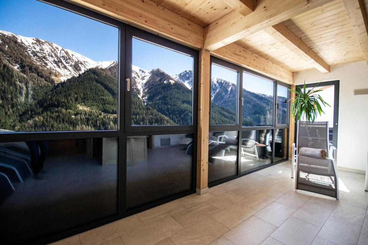 Alpengasthof Eppensteiner Navis Buitenkant foto